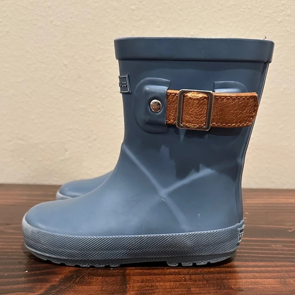 Urban Pines Rain Boots Size: 6C